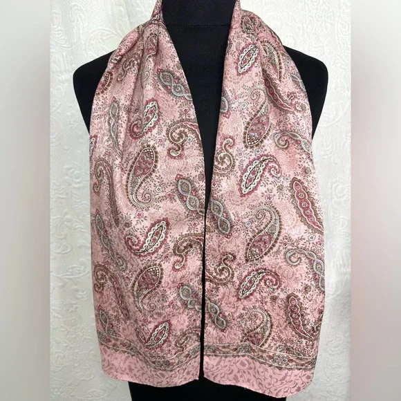 Echo Club 7 Silk VTG Oblong Pink Paisley Scarf - Picture 6 of 8